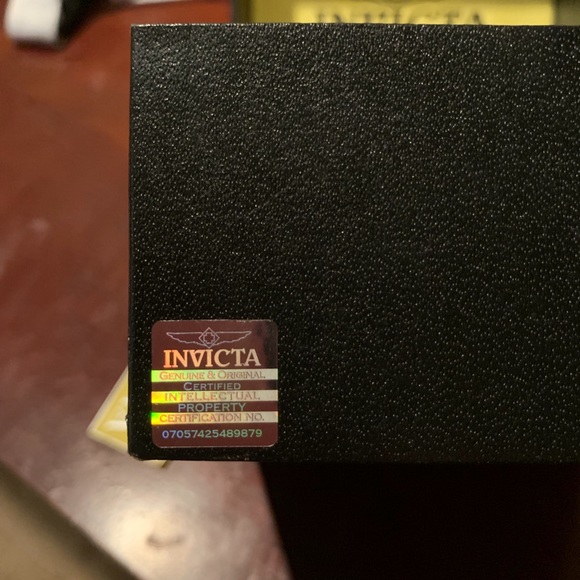 Watch - Picture 6 of 7